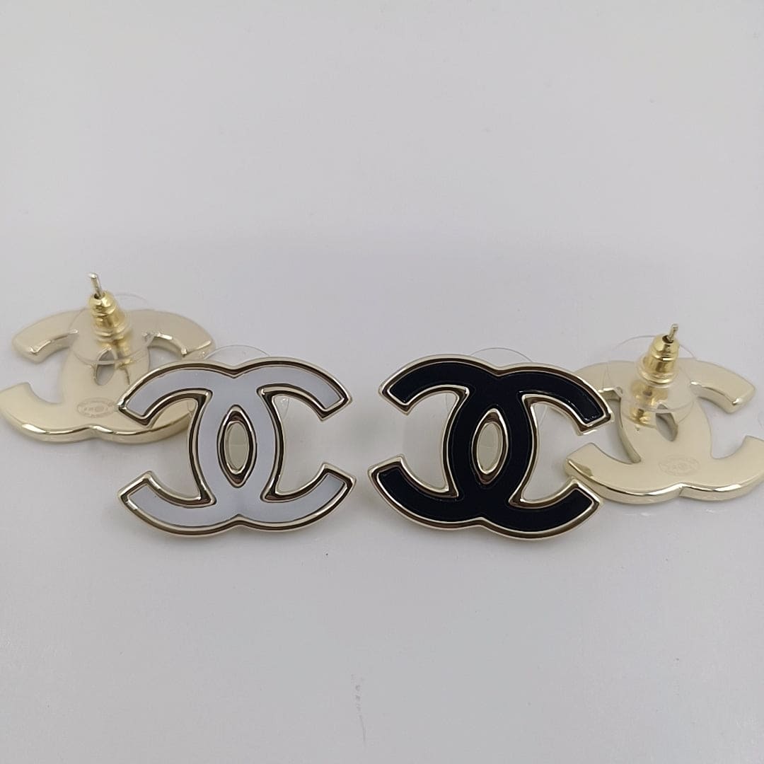 18K CC Black Earrings
