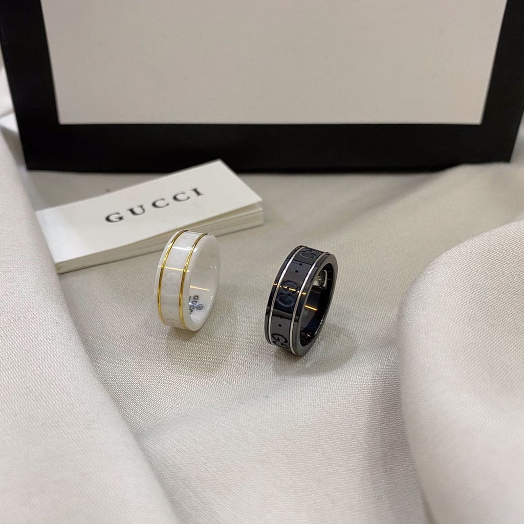 18K GG Icon Black Corundum Ring