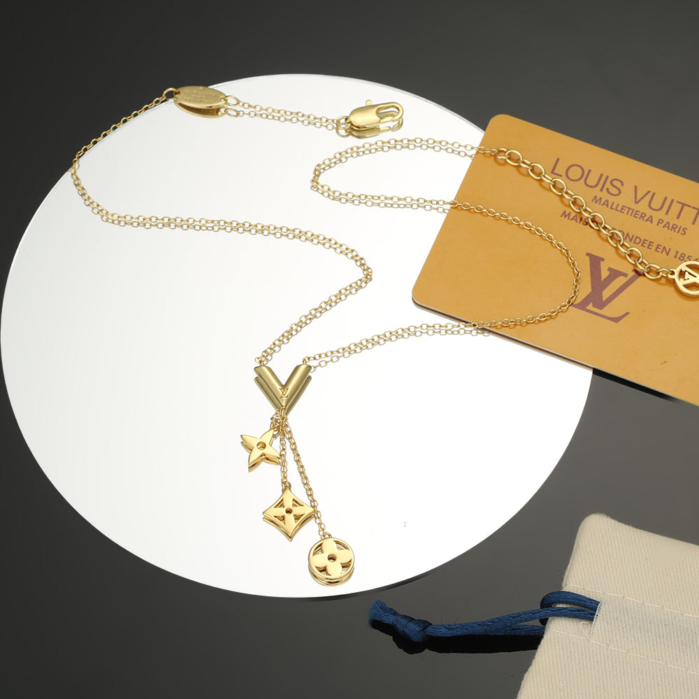 18K Louis Twiggy Necklace